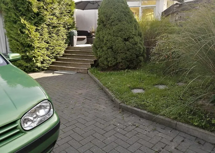 Schoene Ruhige Wohnung Mit Terrasse Und Parkplatz