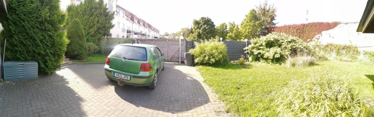 Schoene Ruhige Mit Terrasse Und Parkplatz *