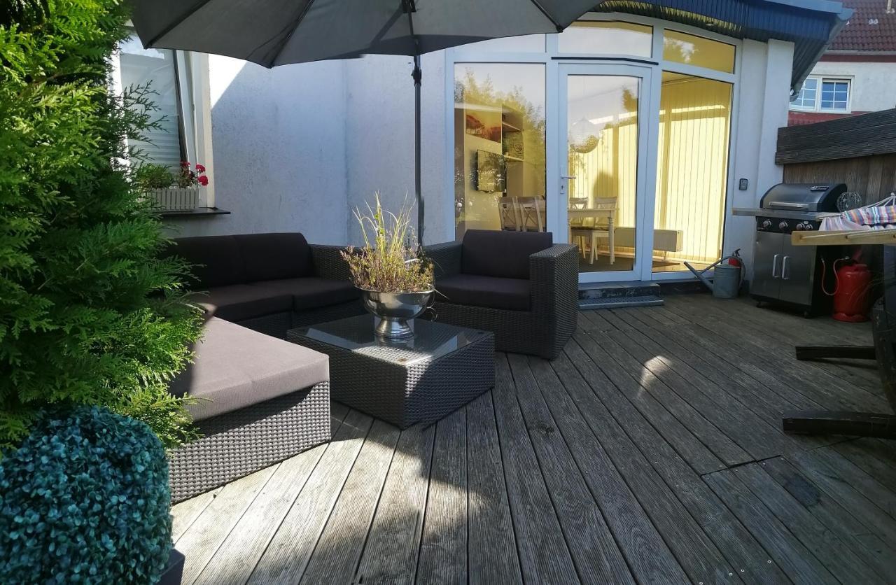 Schoene Ruhige Mit Terrasse Und Parkplatz * Greifswald