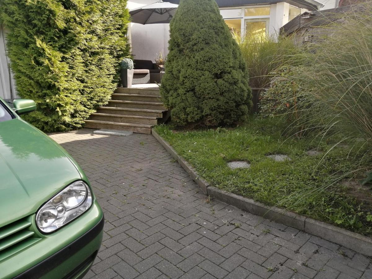 Schoene Ruhige Mit Terrasse Und Parkplatz Greifswald